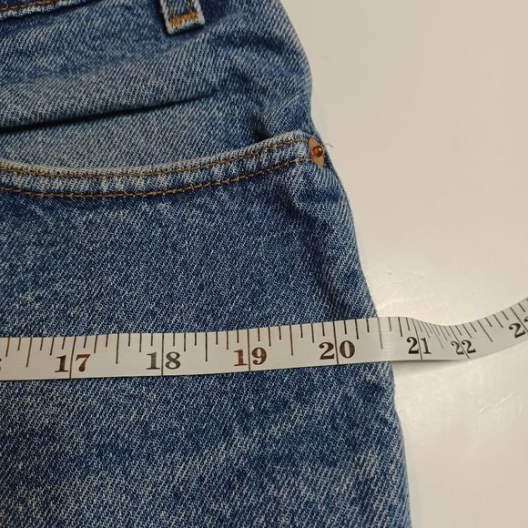 Levi's 505 Reworked Denim Shorts 407 - Picture 7 of 9